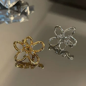 LOVOACC coreano de Ouro, Cor de Prata Oca Flor Dangle Brincos para Mulheres Meninas a Pequena Faísca de pedra de Strass Brincos de Metal Oorbellen