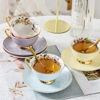 Europeia requintado de ouro rim cor de vidro copo de café e pires de Cerâmica xícara de café, conjunto tarde xícara de chá de flor de xícara de chá de